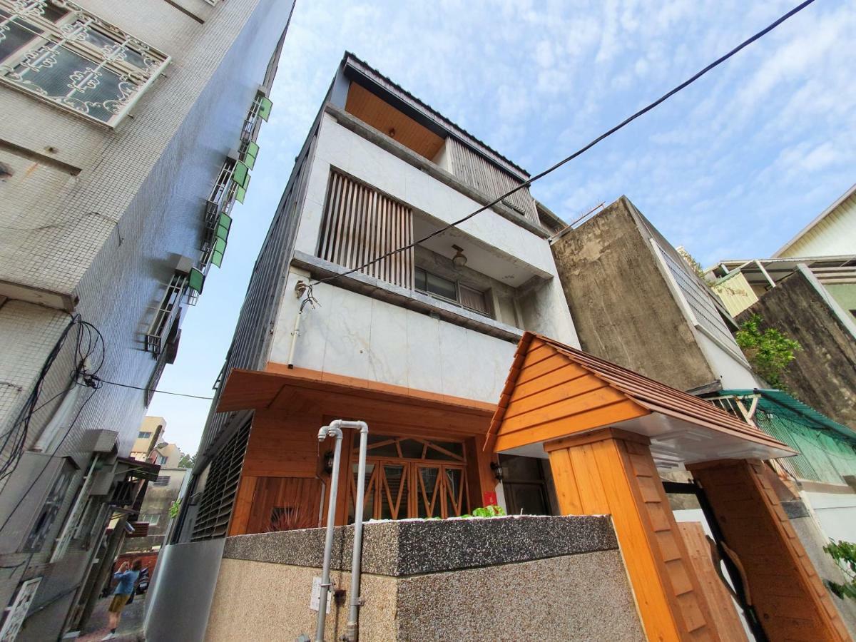 Honey House Tainan Bed & Breakfast Exterior photo